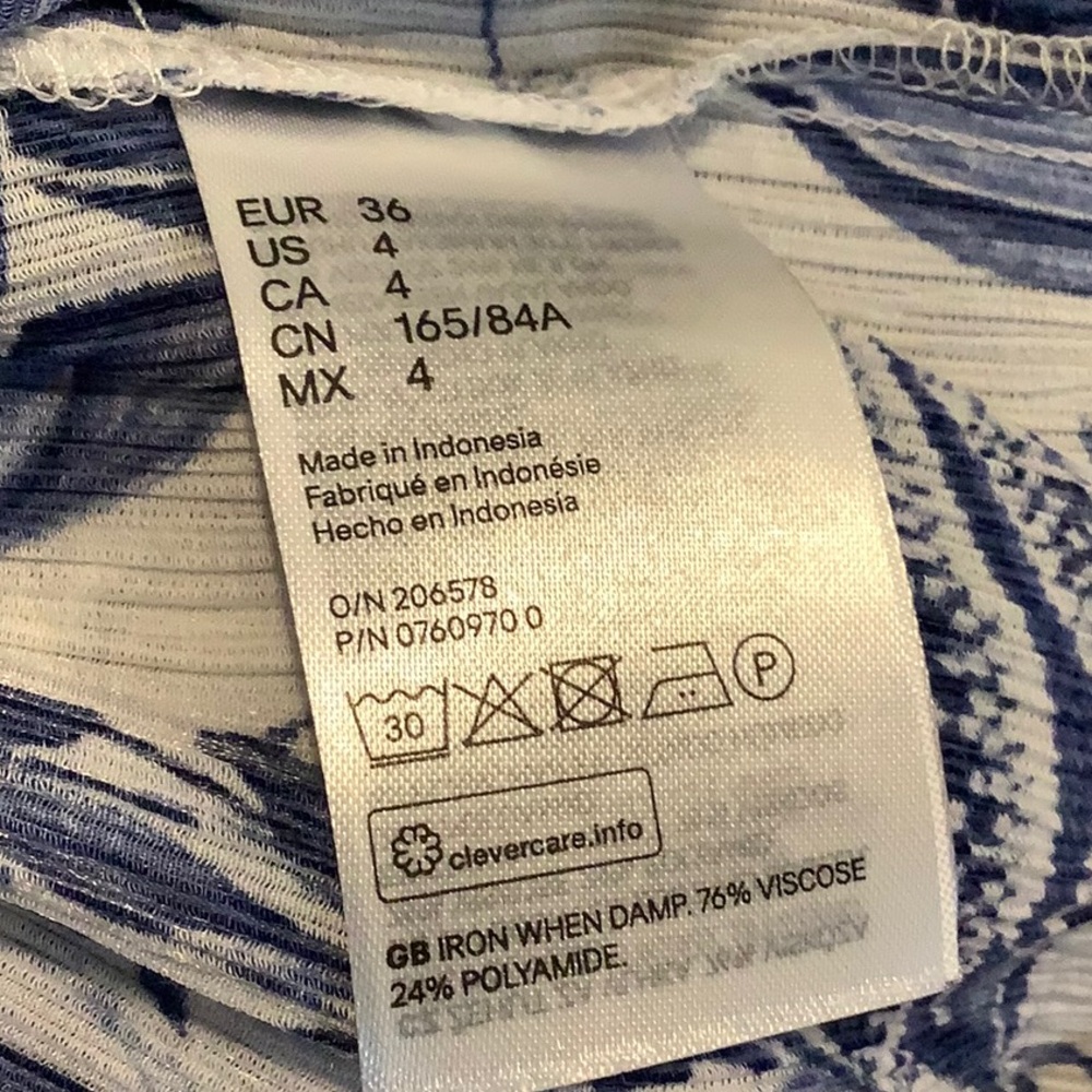 H&M Floral Off the Shoulder Top 4 - Picture 4 of 5